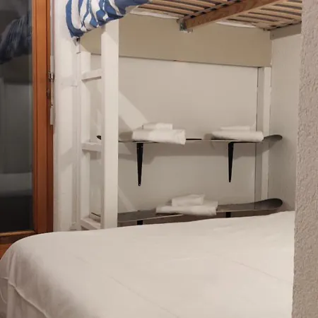 Petit Terrier 2000 Apartman *